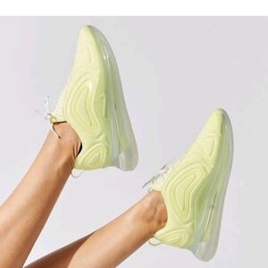 Nike Air Max 720 Luminous Green Women's Running Shoes Size 9